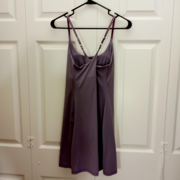 Iuga Women's Tennis Dress Workout Exercise Dress in Mauve Size Small - Picture 2 of 4